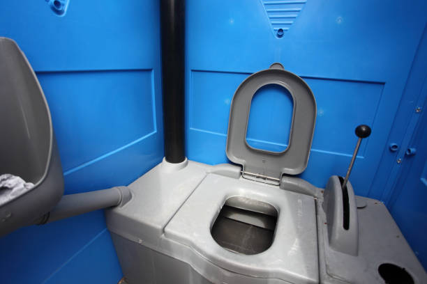 Best Portable Restroom Setup and Delivery  in La Vernia, TX